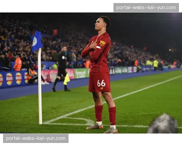 动态：沃尔夫斯堡与中场大将阿诺德续约，俱乐部视其为战术体系核心