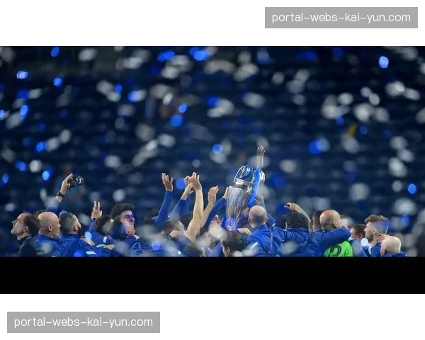 通讯：复盘拜仁防线失误，于帕梅卡诺赛后主动揽责