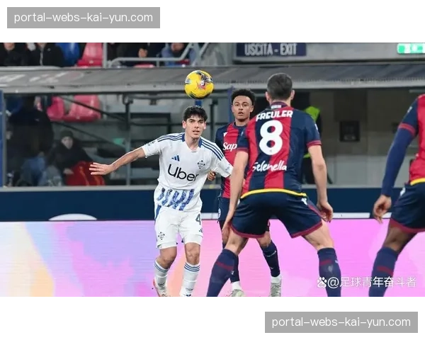 官方：佛罗伦萨边锋伊科内训练中遭遇十字韧带撕裂，赛季提前报销